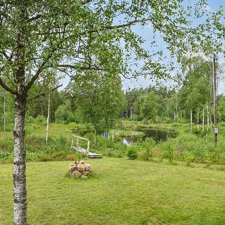 Cozy Home In Markaryd With House A Panoramic View Hasslehult Экстерьер фото